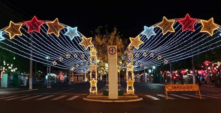 Prefeitura tinha anunciado a maior decoração natalina de Araguaína.