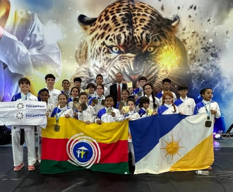 Delegação do Tocantins composta por atletas araguainenses.