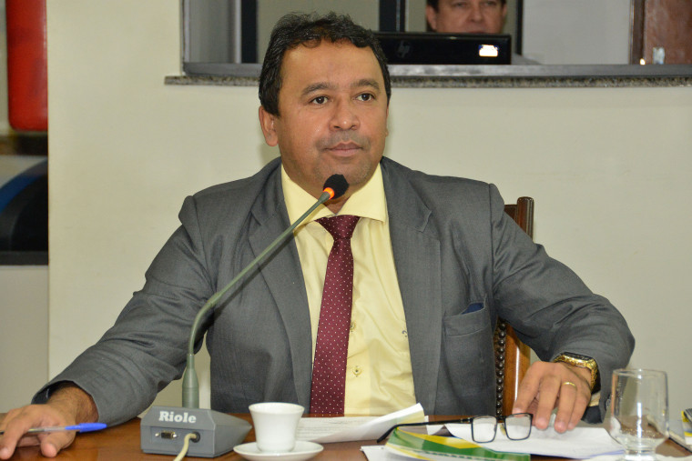 Deputado estadual Elenil da Penha (MDB)