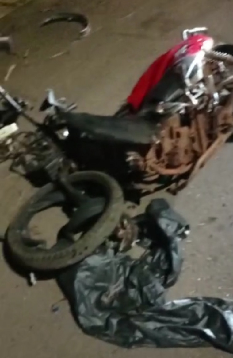 Motocicleta conduzida pela vítima