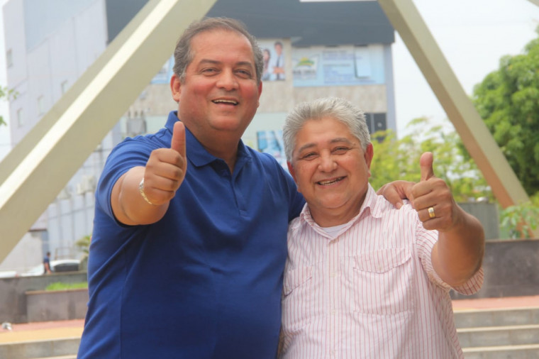 Eduardo Gomes com pastor Paulo Martins