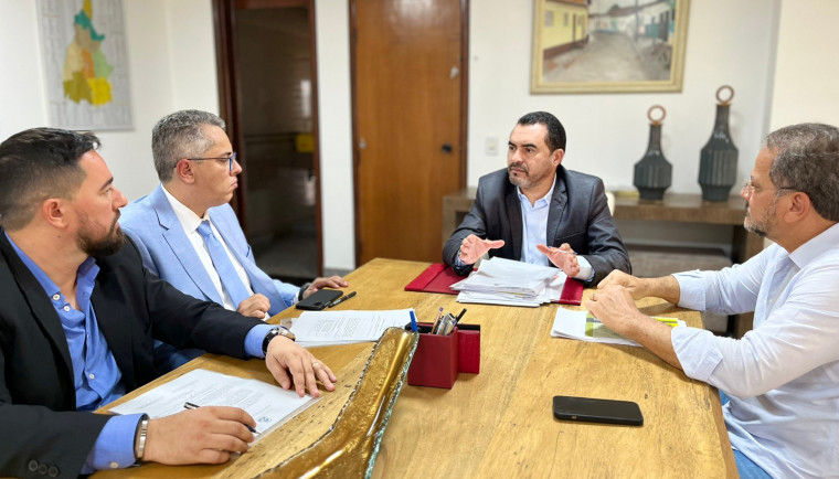 Secretários de Estado participam de reunião com o governador Wanderlei Barbosa