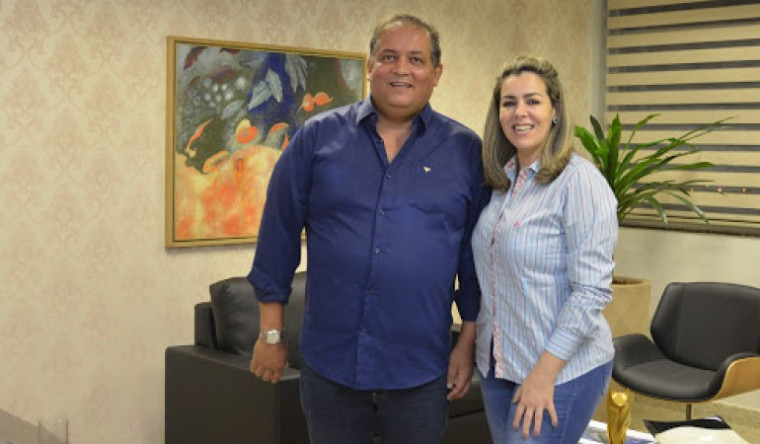 Senador Eduardo Gomes levou o MDB para o barco de Cinthia Ribeiro (PSDB)