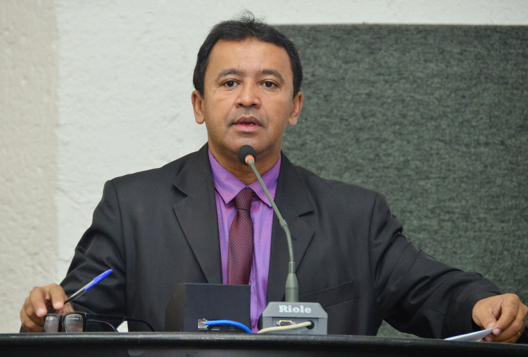Deputado estadual Elenil da Penha (MDB)