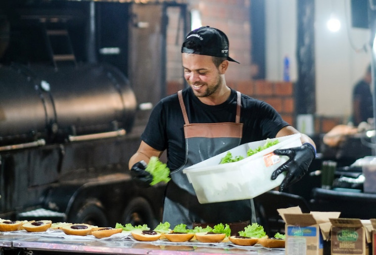 Equipe do Marciano Beef em ação