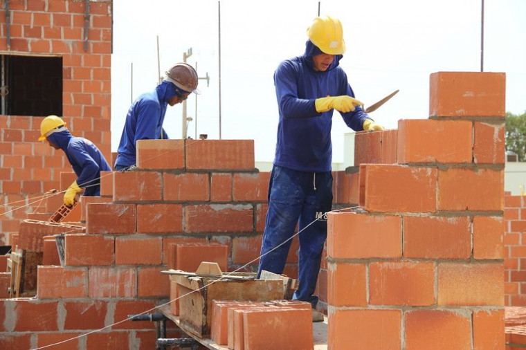 A construção civil foi responsável pelo maior número de contratações