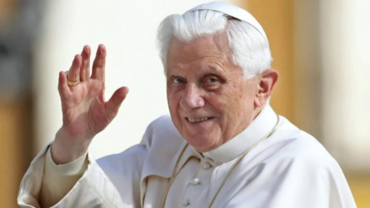 Bento XVI foi o primeiro papa a renunciar em quase 600 anos.