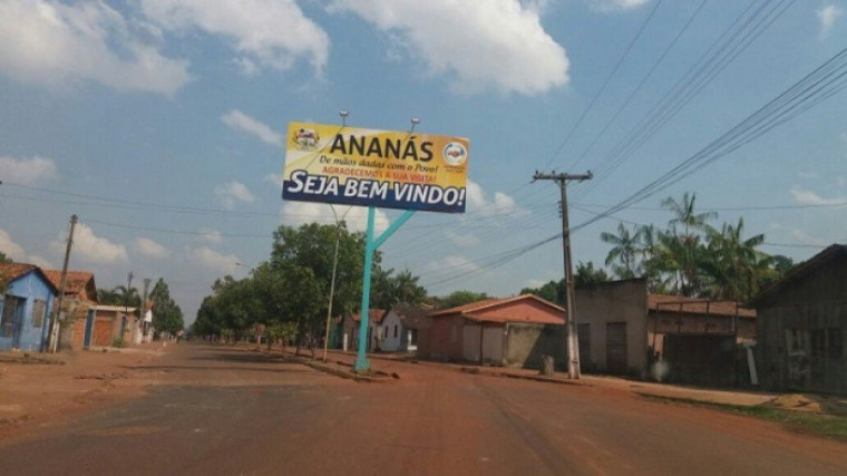 Entrada da Cidade de Ananás