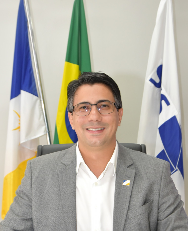 Secretário Afonso Piva
