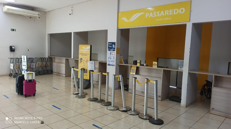 Passaredo não entrou em contato com os passageiros para informar o cancelamento do voo
