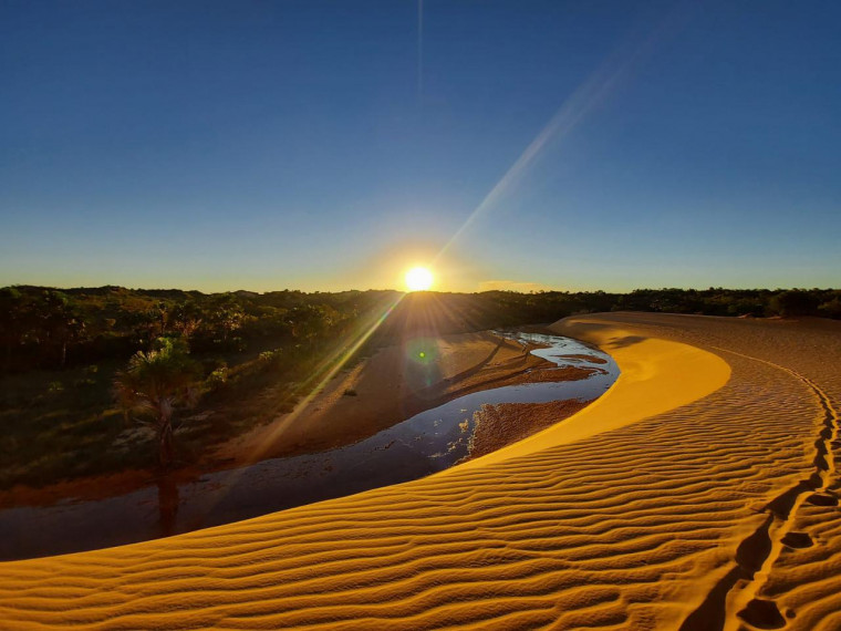 O pôr-do-Sol nas dunas é um dos espetáculos oferecidos pelo Jalapão