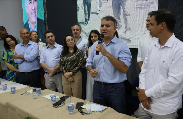 Convenção para confirmar candidatura de Eduardo Siqueira para prefeito de Palmas.