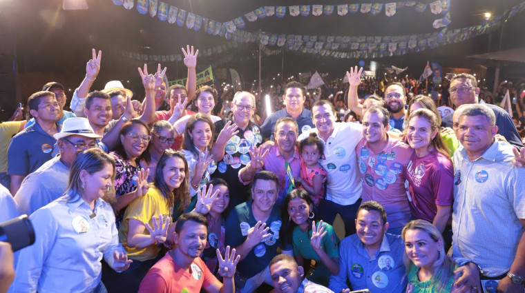 Evento que contou com a presença de diversas autoridades e dos candidatos a vereador da coligação