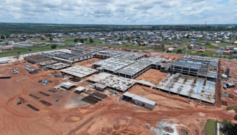 Obras de construção do Hospital Geral de Araguaína.