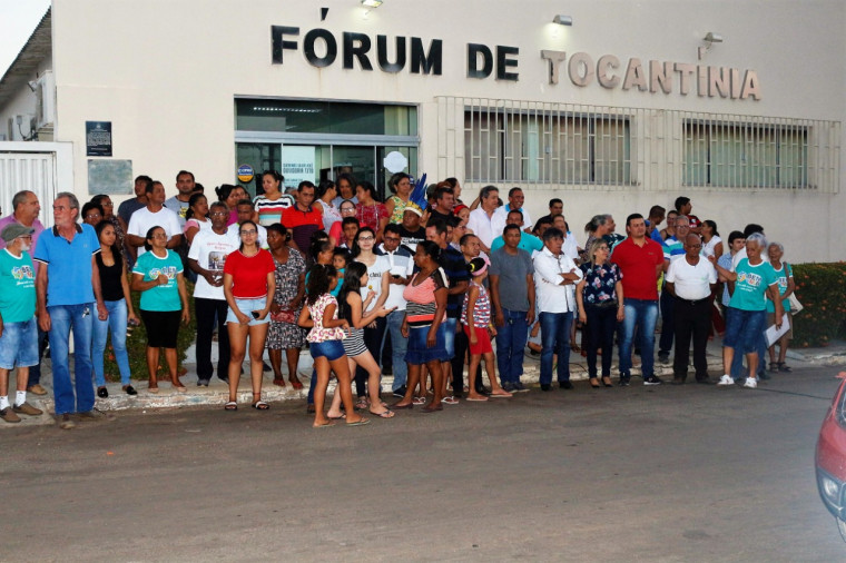 Protesto de moradores em Tocantínia contra a extinção da Comarca