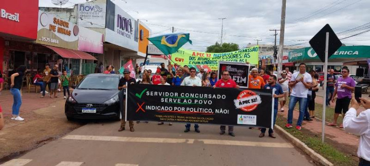 Protesto contra a PEC 32 em Palmas