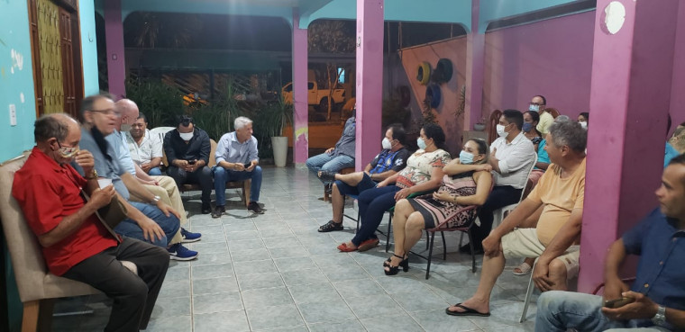 Estão sendo feitas reuniões com as lideranças do partido no Bico do Papagaio.