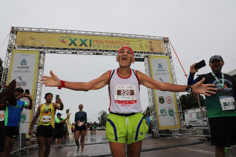 Francisco Lima, de 90 anos, marcou presença em mais uma edição da Meia Maratona