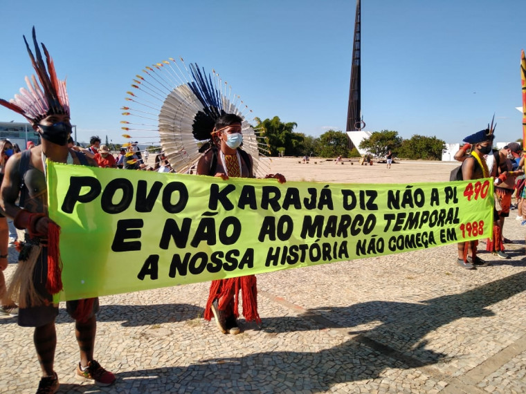 Indígenas de todo o Brasil lutam contra a aprovação do Marco Temporal