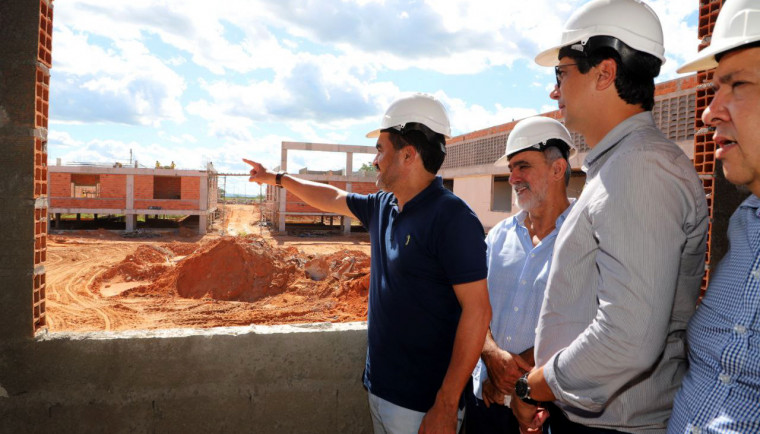 Wanderlei Barbosa também visitou as obras do Hospital Regional de Araguaína (HGA)