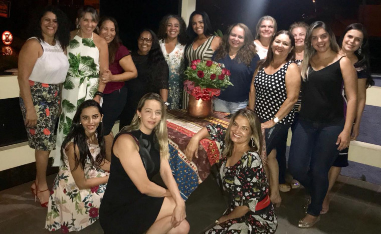 Amigas celebram aniversário de Marilene Borges