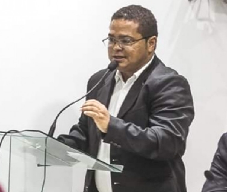 Vereador Edivaldo Reis faz oposição ao atual prefeito