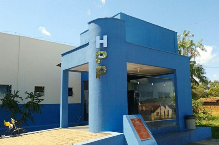Hospital de Pequeno Porte de Ananás