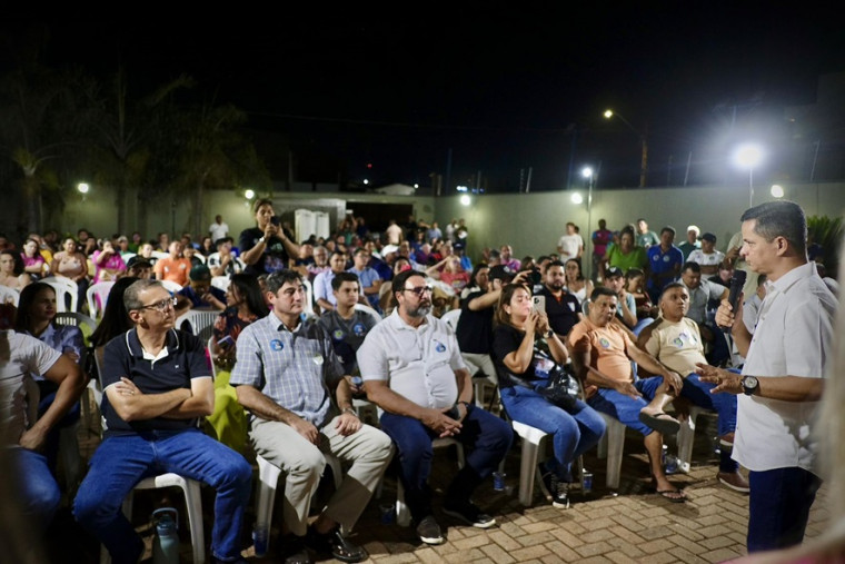 Reunião com os servidores estaduais