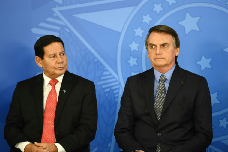 "Bolsonaro disse que queria príncipe como vice no lugar de Hamilton Mourão| Foto: Mauro Pimentel/AFP