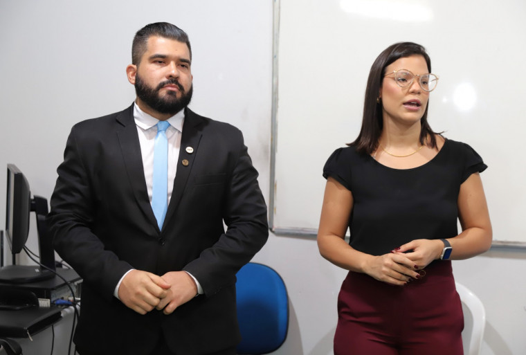 Advogada Gabriela Veríssimo e advogado Renato Noleto Paz