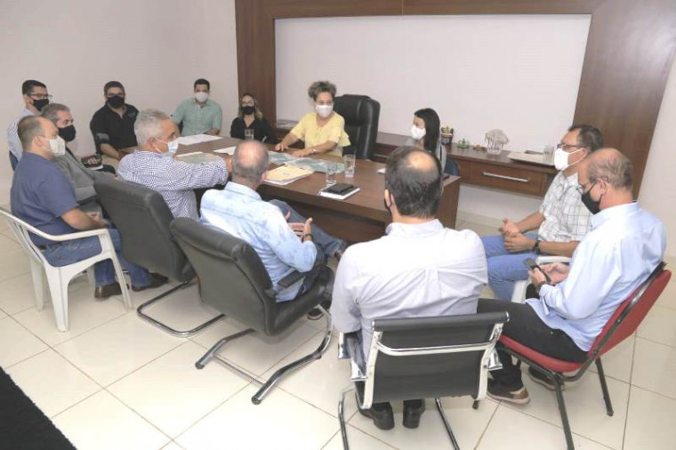 Reunião técnica para tratar da implantação do parque em Gurupi