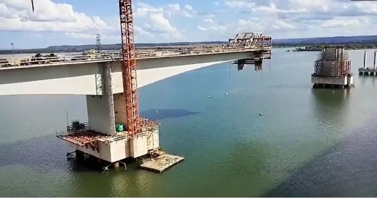 Obra da ponte de Porto Nacional. (Foto tirada em maio de 2023).