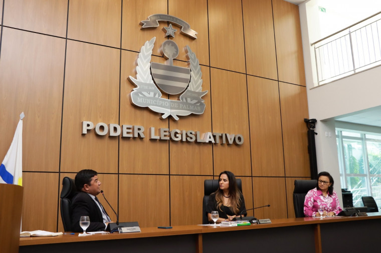 Rogerio Freitas e Iolanda Castro disputaram a presidência da CCJR da Câmara de Palmas