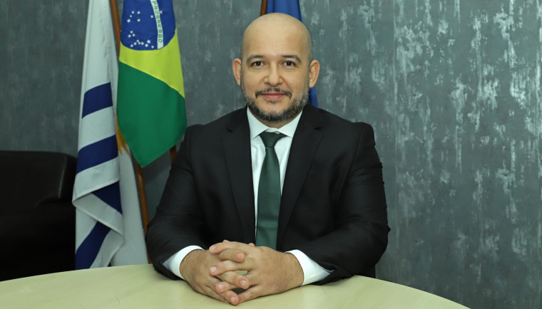 Secretário da Administração, Paulo César Benfica, está no comando da Saúde