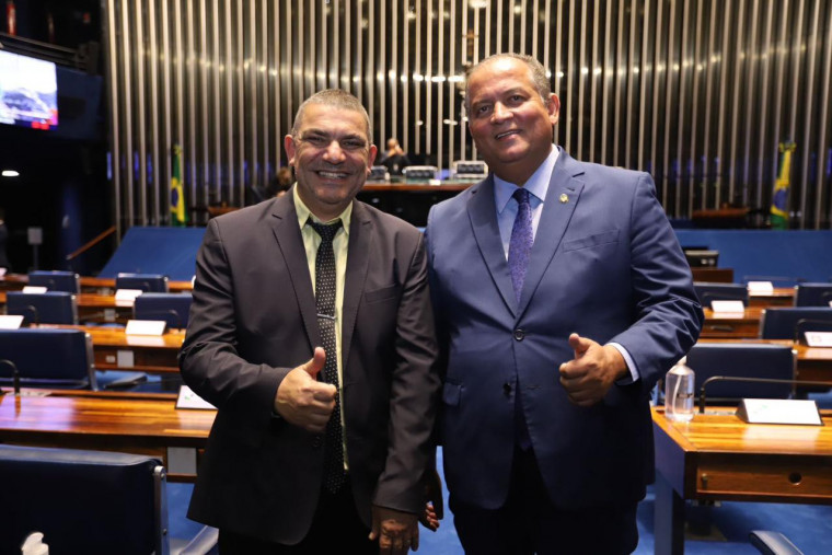 Gideon Soares e o senador Eduardo Gomes