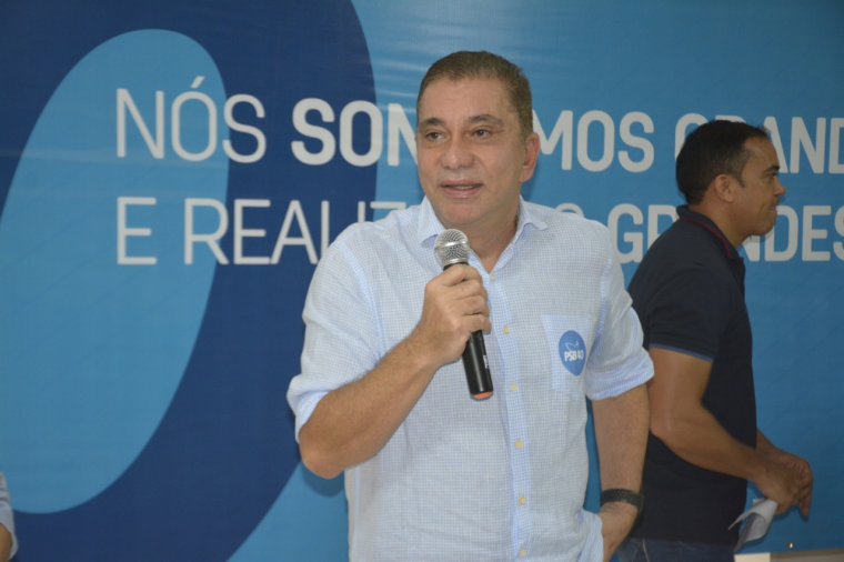 O presidente PSB no Estado é o pré-candidato a prefeito de Palmas Carlos Amastha