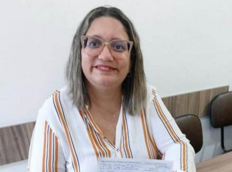 Professora Paula Zerbini