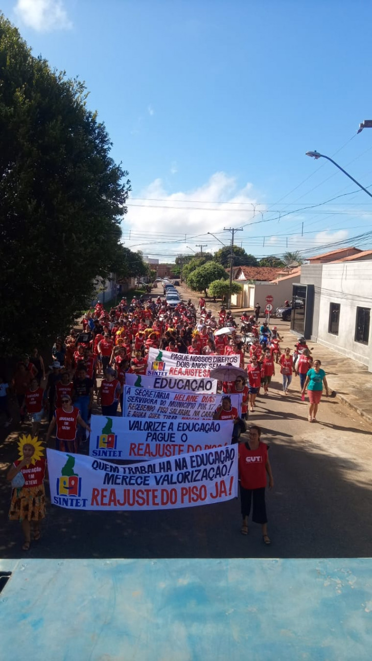 Profissionais da Educação querem dialogar com os gestores