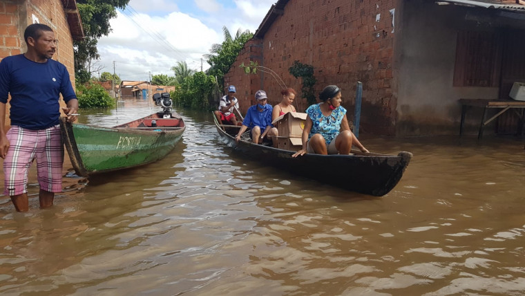 São Miguel tem mais de dois mil desabrigados pelas cheias do Rio Tocantins
