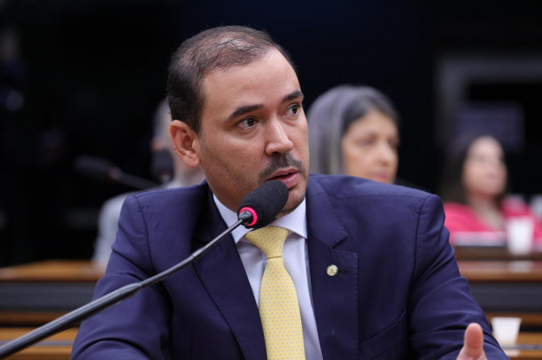 Deputado federal Vicentinho Júnior apresentou destaque no orçamento.