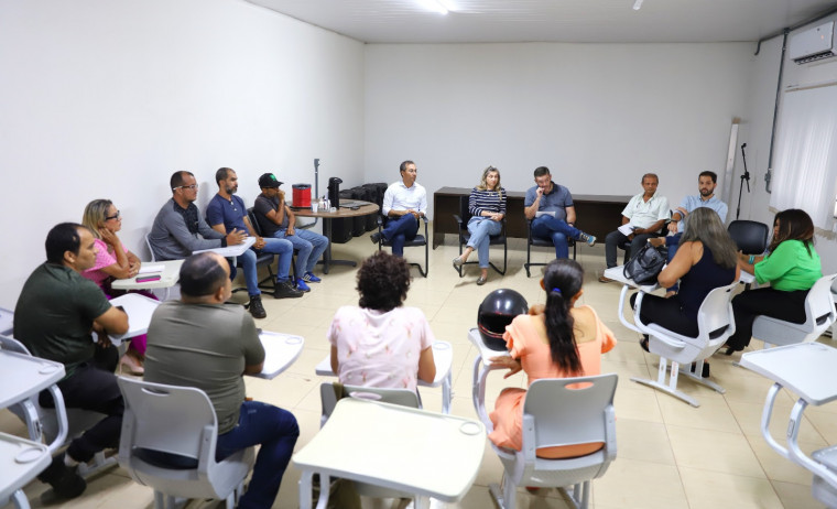 Reunião do prefeito com líderes sindicais de Araguaína