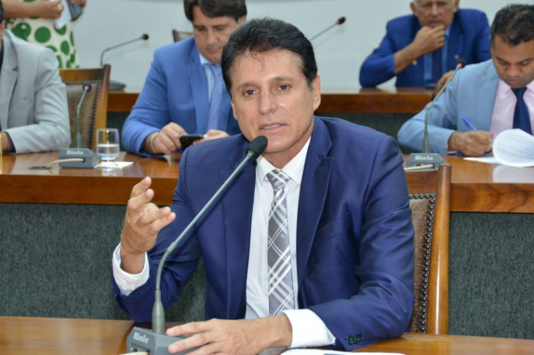 Nilton Franco foi o relator da proposta na CCJ