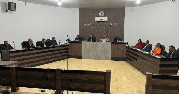 Terminal Kalideres Dipadati Pemudik, Harga Tiket Jadi Keluhan: Naiknya Nggak Kira-kira
