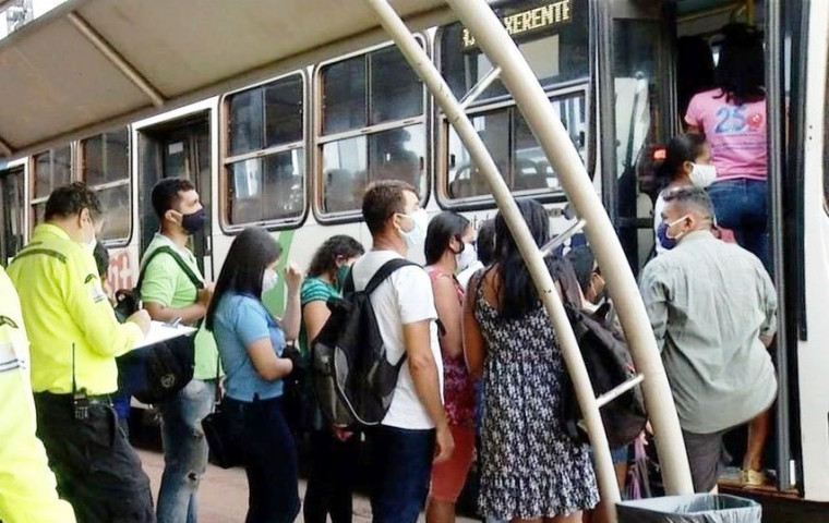 Decreto autorizou lotação de até 100% nos ônibus do transporte coletivo de Palmas