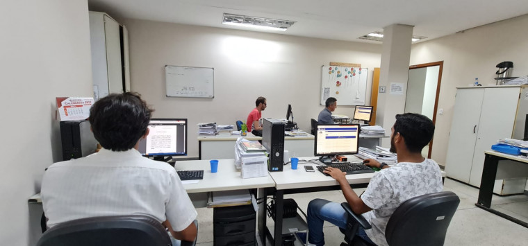 Equipe técnica está trabalhando na análise dos documentos apresentados pelos servidores