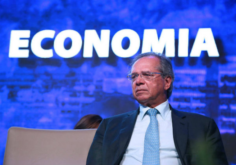 Paulo Guedes, ministro da Economia, defende proposta