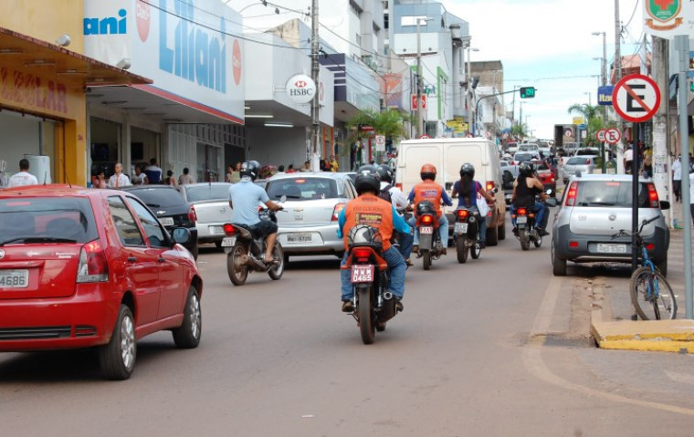 Motociclistas no centro de Araguaína