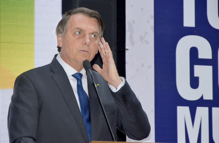 Bolsonaro faz discurso característico e ignora importância da assinatura de protocolo de intenção