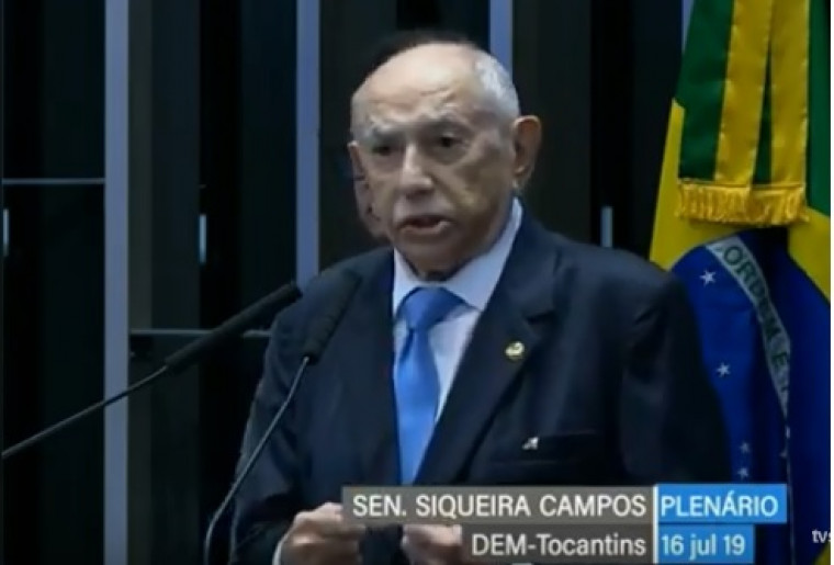 Siqueira Campos em discurso de posse no Senado Federal
