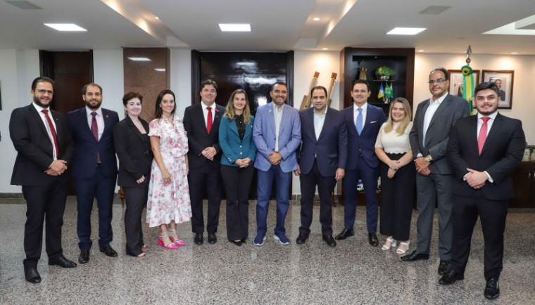 Reunião com membros da OAB no Palácio Araguaia